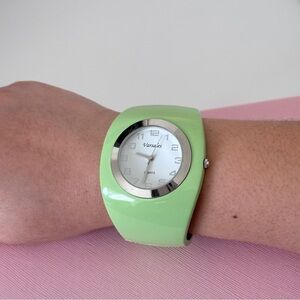 Versales Green Bangle Watch